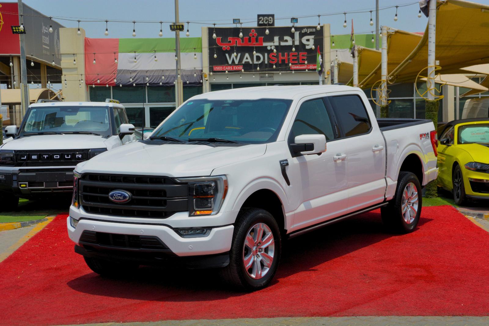 Used Ford F-150 SuperCrew LARIAT 4x4 2023 Dubai UAE – V6 3.5L White