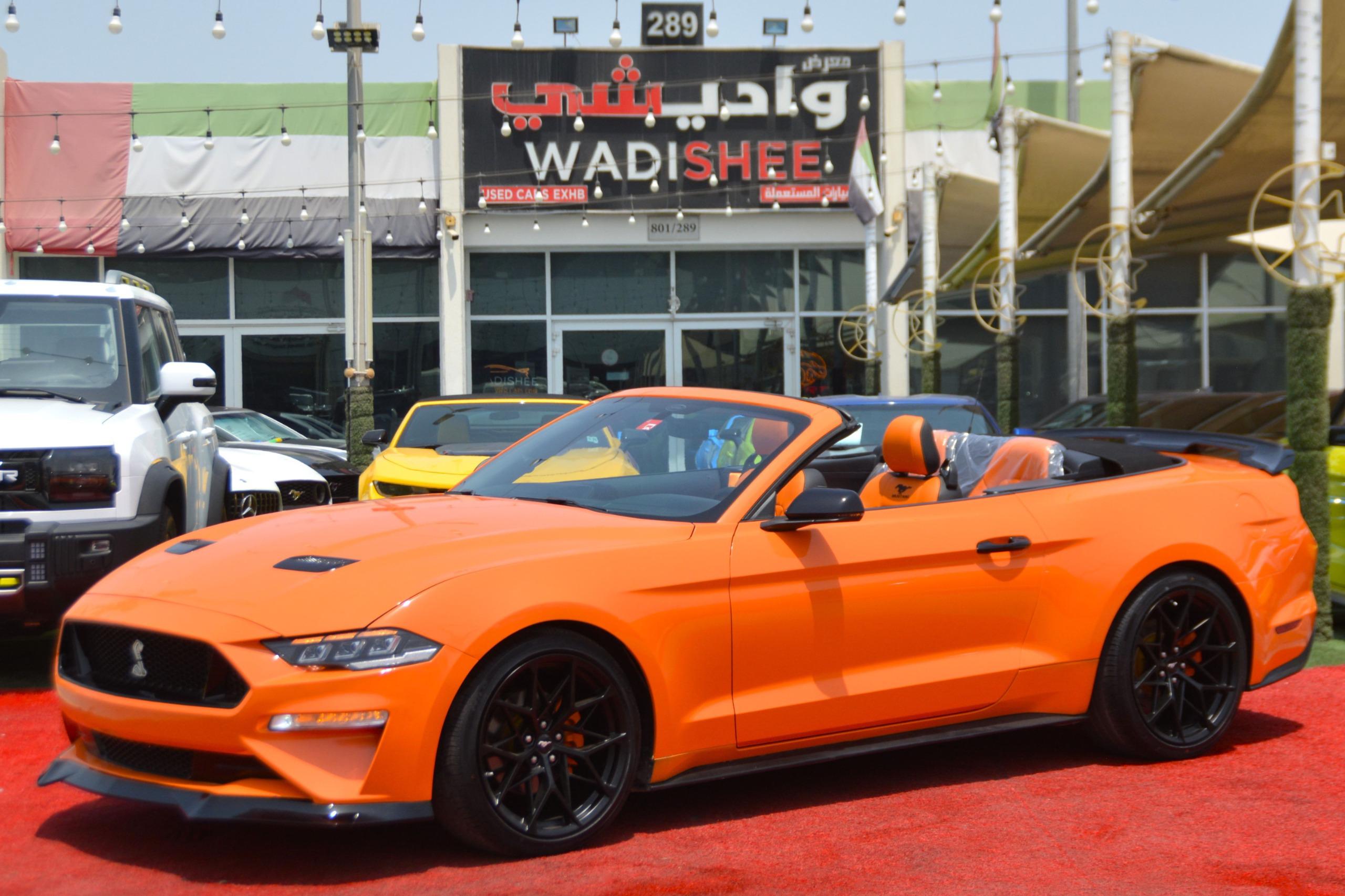 Used Ford Mustang Convertible UAE Dubai 2019 – Orange 2.3L I4 Turbo | Shelby Look, Full Option